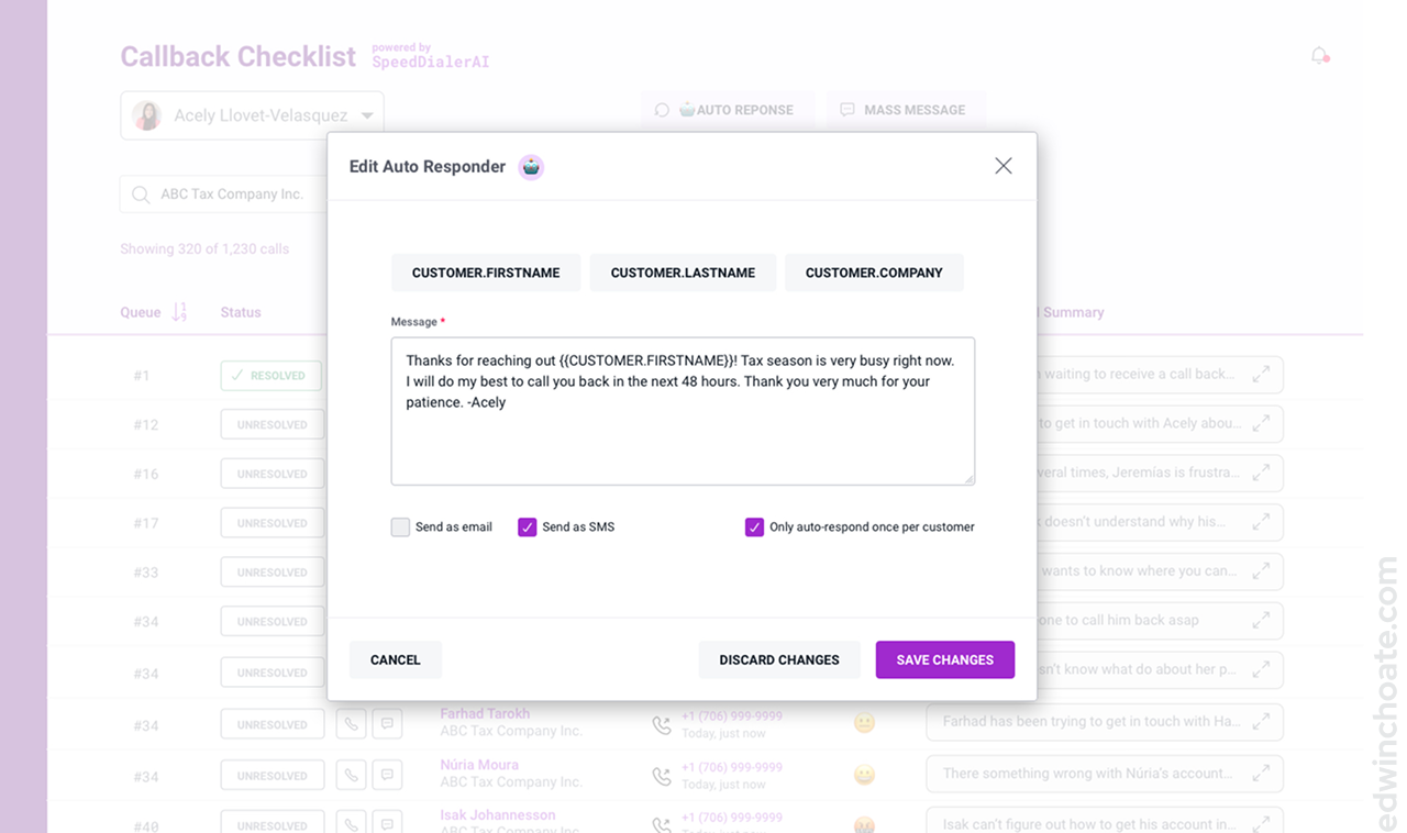a dialog showing a user writing an automatic response message